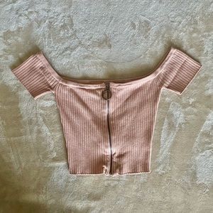 Windsor brand cropped top size medium.
